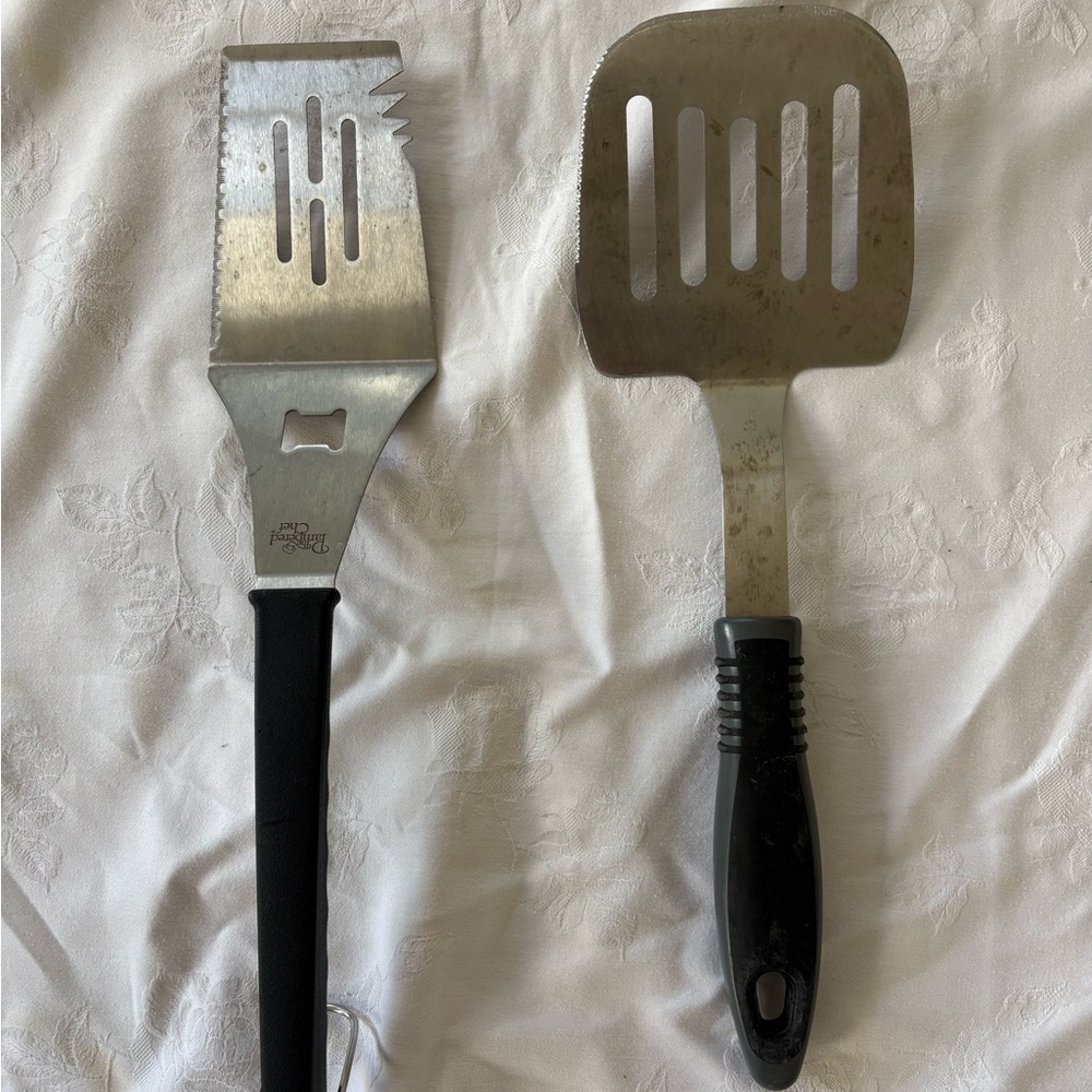 The Pampered Chef Stainless Steel BBQ Spatula Set with Black Handles